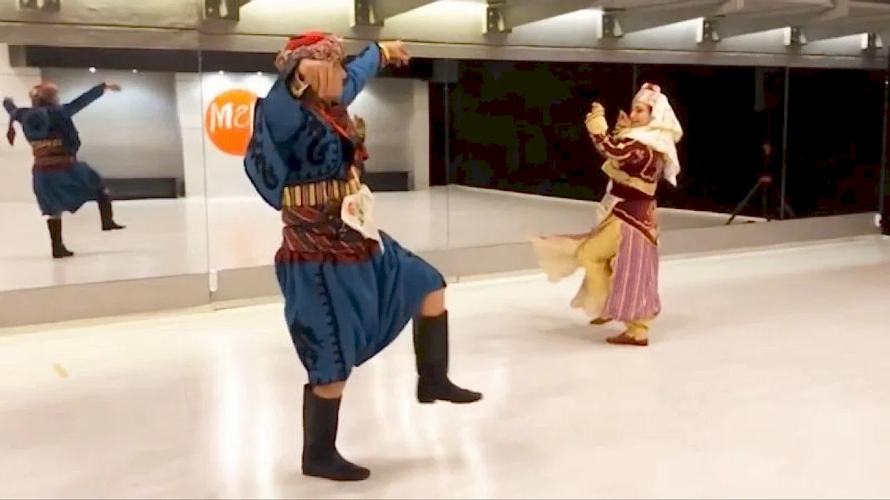 Harmandalı Zeybeği